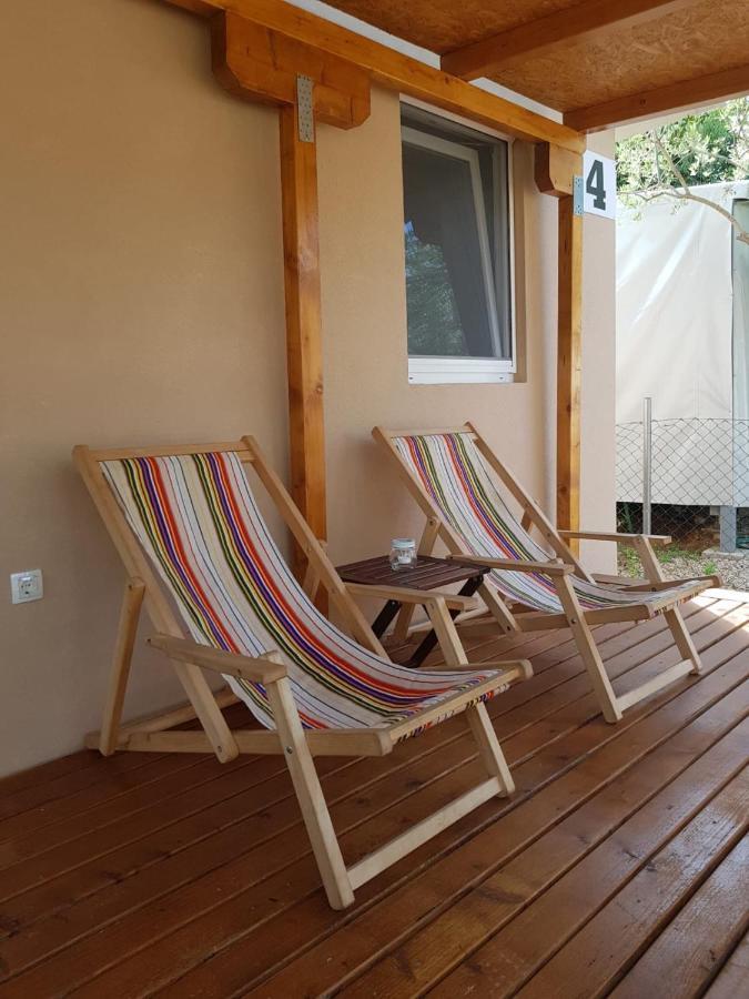 Kamp Karla&Bruno Hotel Sveti Filip i Jakov Bagian luar foto