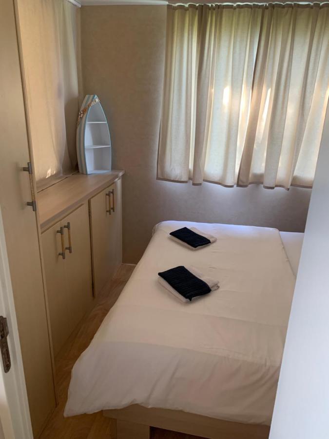 Kamp Karla&Bruno Hotel Sveti Filip i Jakov Bagian luar foto